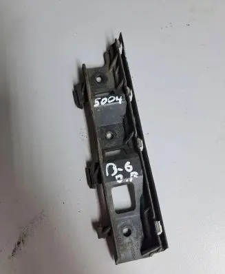 Front bumper mounting bracket