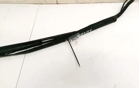 Peugeot 807 Front wiper blade arm