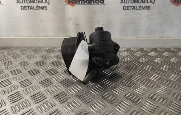 Peugeot Boxer Oil filter mounting bracket