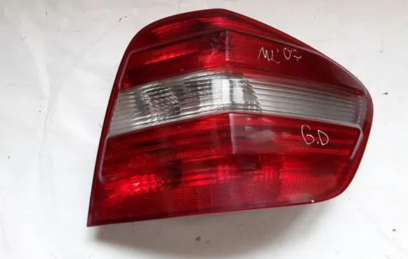Mercedes-Benz ML W164 Rear/tail lights 404122R 404182R