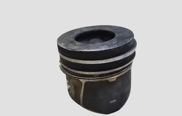 Ford Kuga I Piston