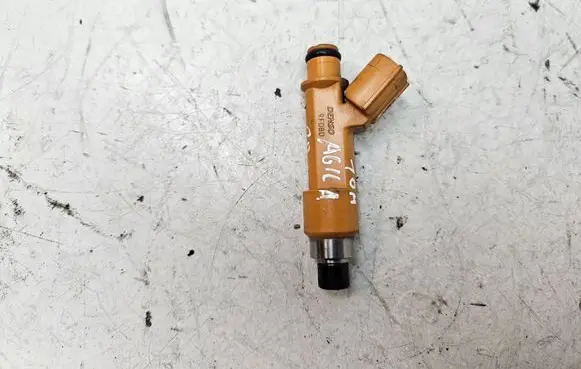 Fuel injector