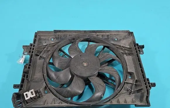Renault Clio IV Fan set 214816812R IMPRK1473145