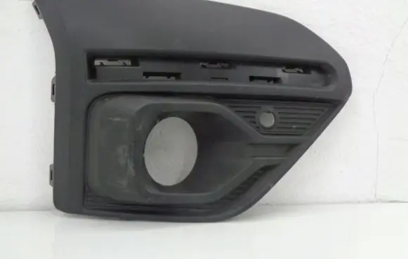 Dacia Sandero III Front bumper lower grill 261A23449R