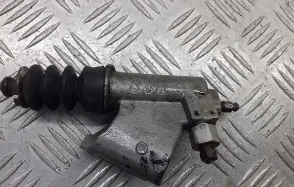 Honda Accord Clutch release bearing slave cylinder 