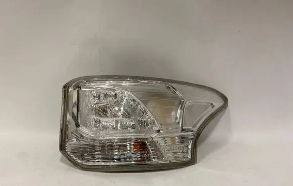 Mitsubishi Outlander Rear/tail lights 8330A790 F114001119