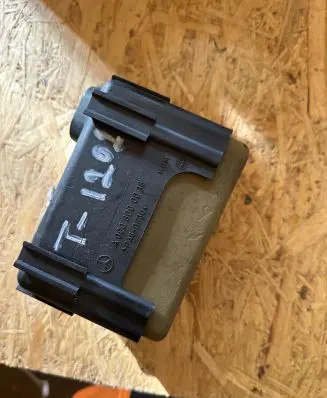 Mercedes-Benz E C207 W207 Central locking vacuum pump A2218000035