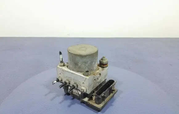 Mitsubishi Colt CZ3 ABS Pump MN116161