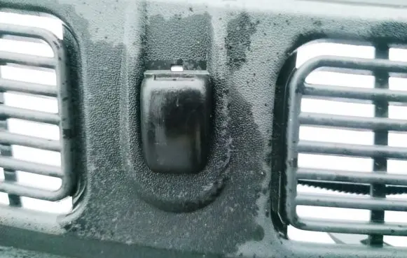 Skoda Fabia Mk2 (5J) Windshield washer spray nozzle 