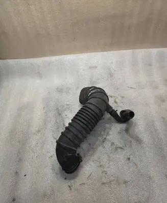 Mitsubishi Pajero Turbo air intake inlet pipe/hose 