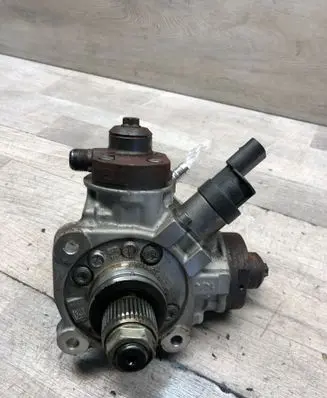 Audi A6 C7 Fuel injection high pressure pump 0445010641 05120319 059130755BF