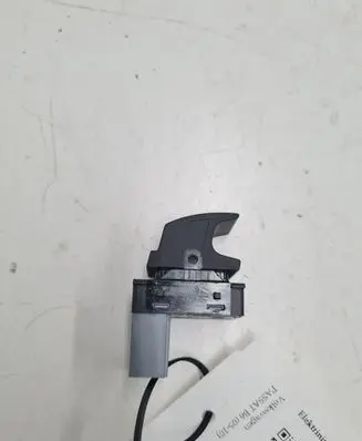 Volkswagen PASSAT B6 Electric window control switch 7L6959855B