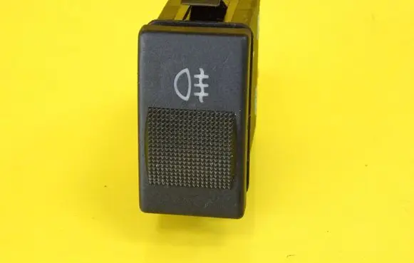 Fog light switch
