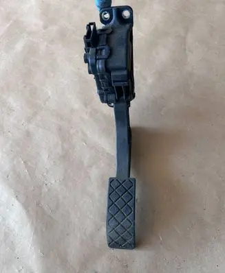 Skoda Fabia Mk1 (6Y) Accelerator throttle pedal 6Q1721503C