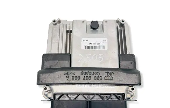 Audi Q5 SQ5 Engine control unit/module 8K5907589 05415335