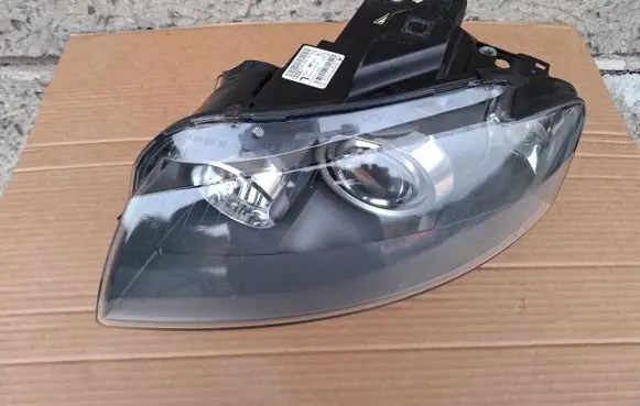Audi A3 S3 8P Headlight/headlamp 