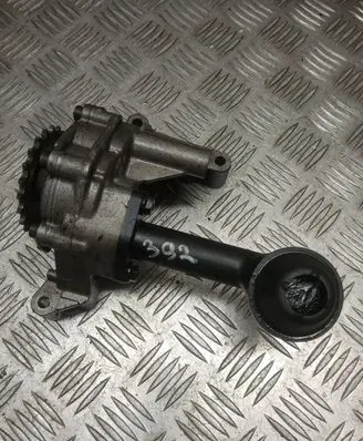 Volkswagen Golf VI Oil pump 038115105C B04603222