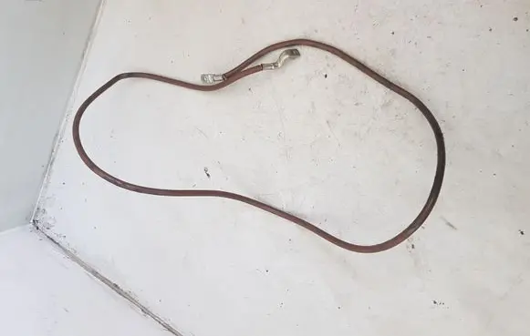 Volkswagen Golf V Negative earth cable (battery)