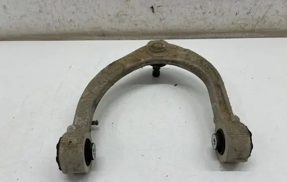 Land Rover Discovery 5 Front upper control arm/wishbone PLA3084A