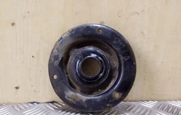 Lexus RX 330 - 350 - 400H Coil spring mount 