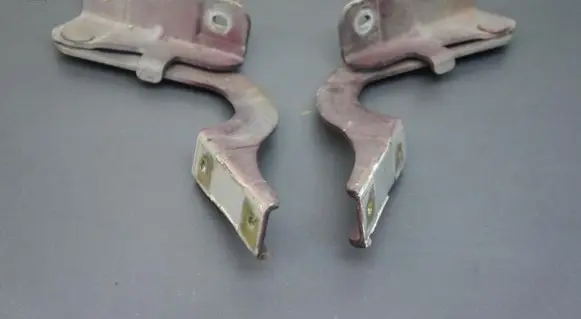 SsangYong Korando Engine bonnet/hood hinges