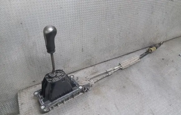 Nissan Note (E11) Gear shifter/selector 3550900