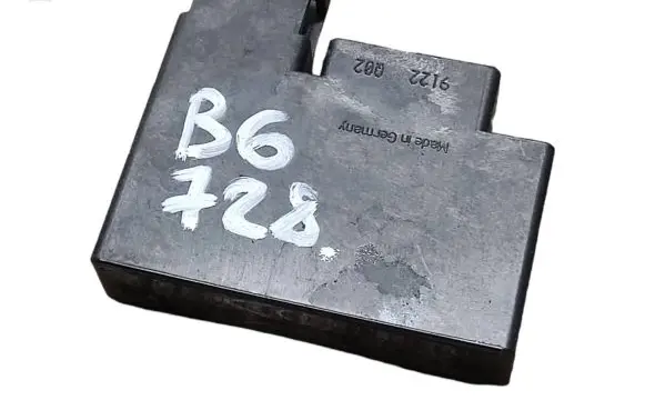 Volkswagen PASSAT B6 Sensor 3C0909141 5FA74568600