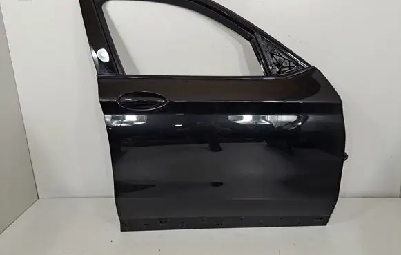 BMW X3 G01 Front door 7465528 7464062