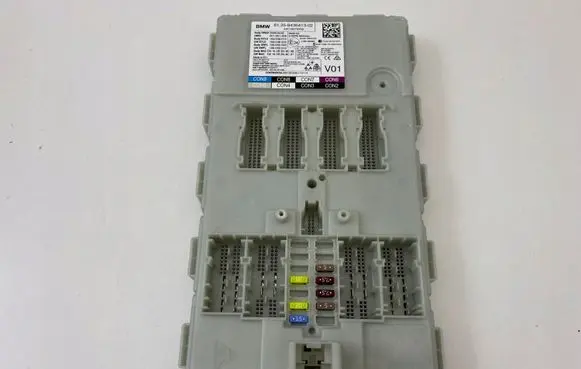 BMW M5 F90 Comfort/convenience module 9436413 A2C18579705