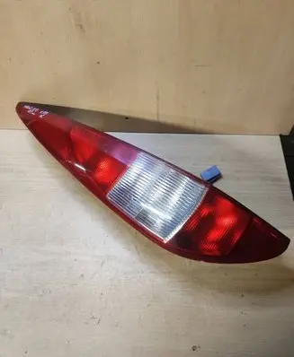 Ford Mondeo Mk III Rear/tail lights 1S7113405C