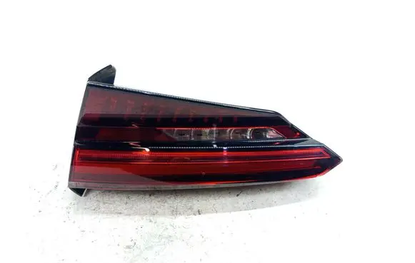 Audi A5 Tailgate rear/tail lights 8W6945094J 636000