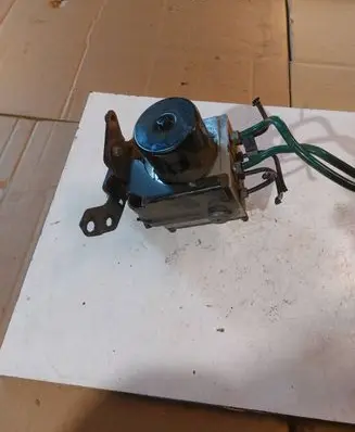 Peugeot 407 ABS Pump 15710605 967932578