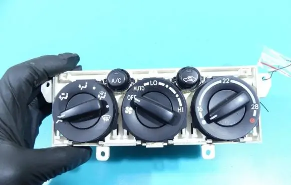 Toyota Avensis T220 Climate control/heater control trim 55900-05090 IMPRK1321030