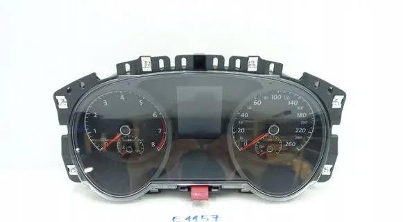 Volkswagen Touran III Speedometer (instrument cluster) 5TA920750B