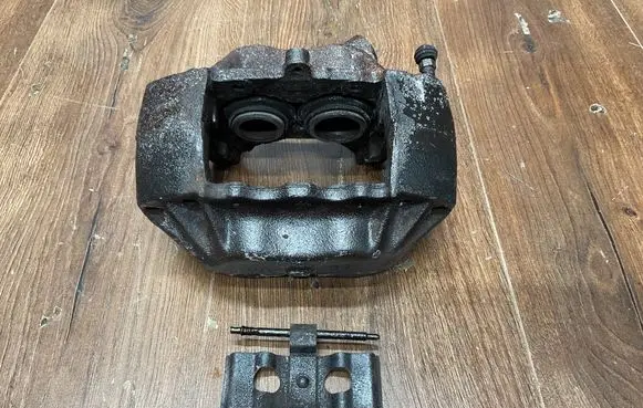 Mercedes-Benz SL R129 Front brake caliper A1294200183 1294200183