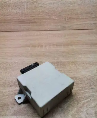 Toyota Corolla Verso E121 Window wiper relay 150696