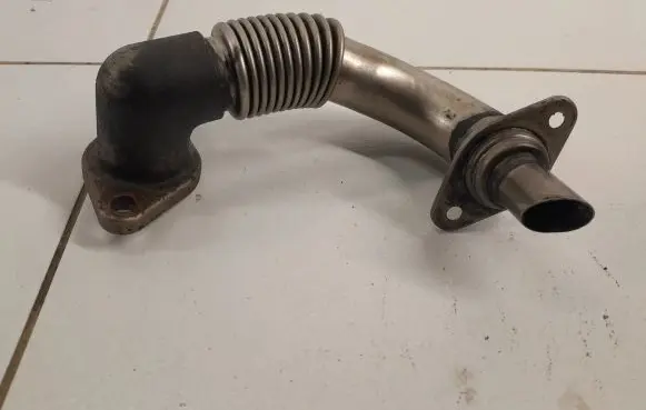 KIA Sorento EGR valve line/pipe/hose NOCODE