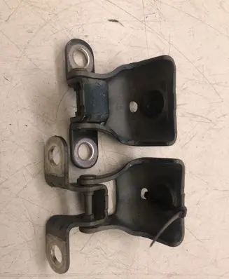 Peugeot 3008 I Tailgate/trunk/boot hinge