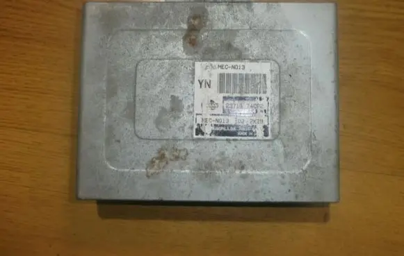 Nissan Sunny Engine control unit/module 2371074c02 mecn013