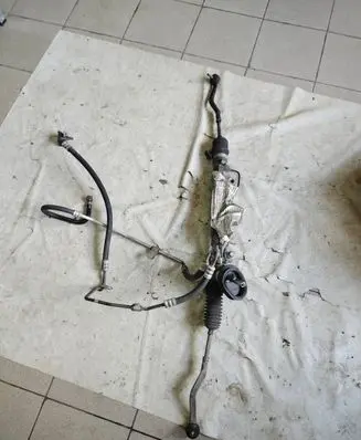 Dacia Logan I Steering rack 6820000117