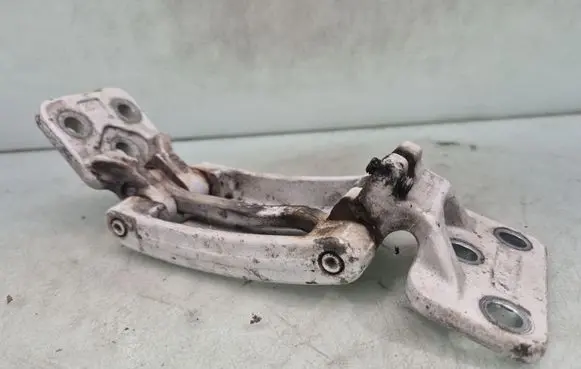 Mercedes-Benz Sprinter W906 Loading door upper hinge 