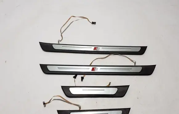 Audi A6 S6 C8 4K Front sill trim cover 4K0947405A