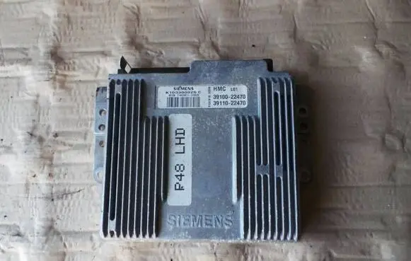 Hyundai Accent Engine control unit/module K103300025C 3911022470 3910022470