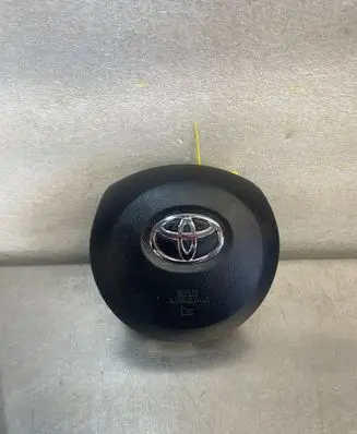 Toyota Yaris Trunk lid opening control unit 