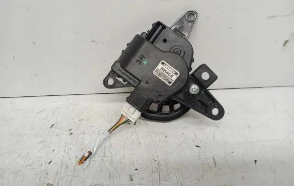 Hyundai i30 A/C air flow flap actuator/motor EA1F0-EDFAD02