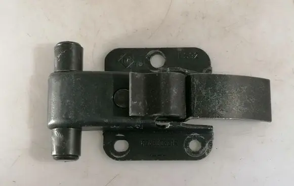 Renault Master III Front door check strap stopper 824300321R
