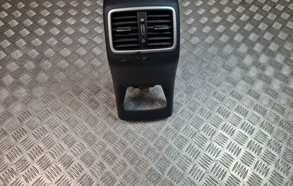 KIA Sportage Rear air vent grill 97040F1000 X97022F1000
