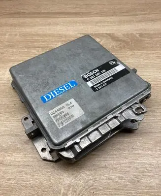 BMW 5 E34 Engine control unit/module ECU 2243421 0281001119