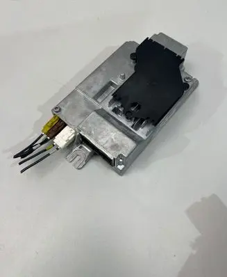 BMW 2 Active Tourer U06 Sound amplifier 5A6A585 5A9BFA5 5B44D47