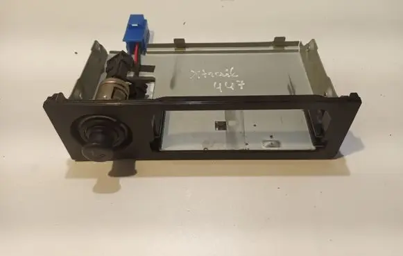 Nissan X-Trail T30 Car ashtray trim 